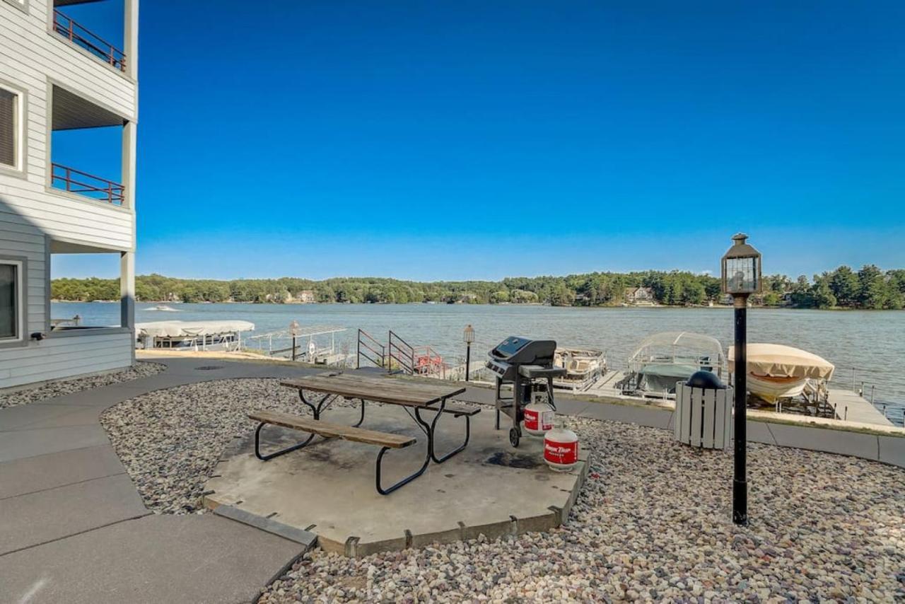 Dells Lakefront Escape - Couples Or Families Wisconsin Dells Exterior photo